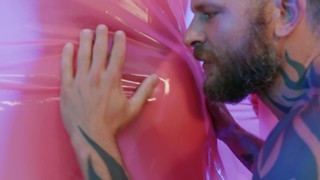 Slutty chick and tattooed dude have nasty hookup in weird room
